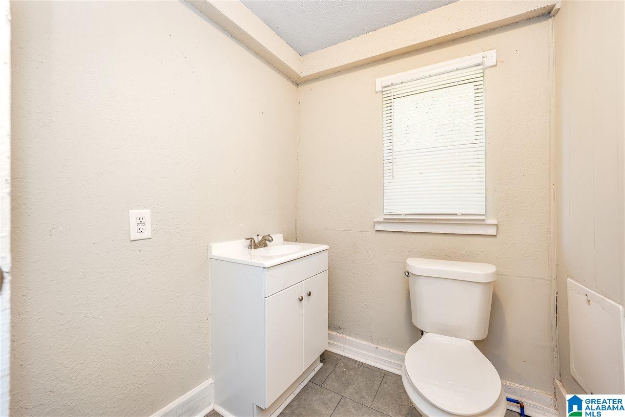 908 D Street Jasper, AL 35501 - Photo 9 of 10