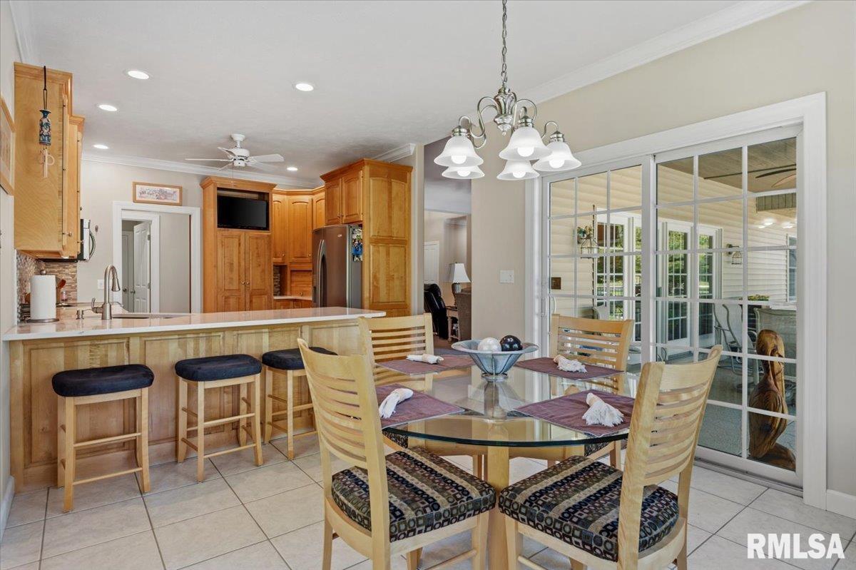 5635 Wagon Ford Road Chatham, IL 62629 - Photo 22 of 65