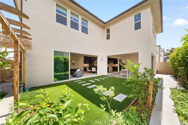 $2,780,000 | 181 Sweet Juniper, Lake Forest, CA 92630