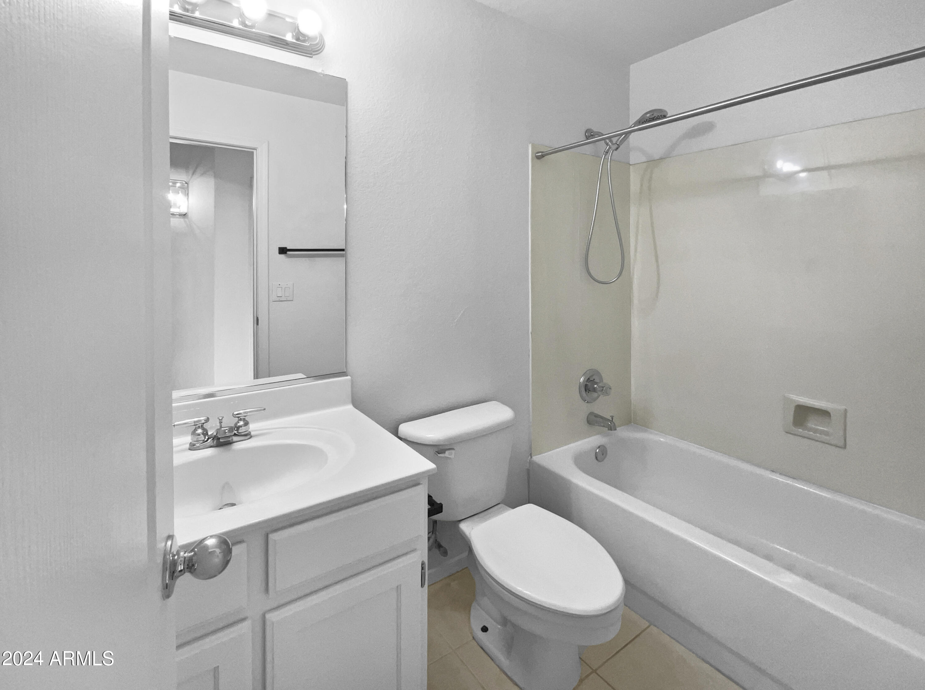 6447 West Escuda Road Glendale, AZ 85308 - Photo 16 of 20 listing_15