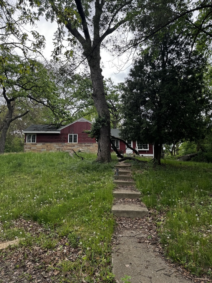 409 Ski Hill Road Fox River Grove, IL 60021 - Photo 1 of 40