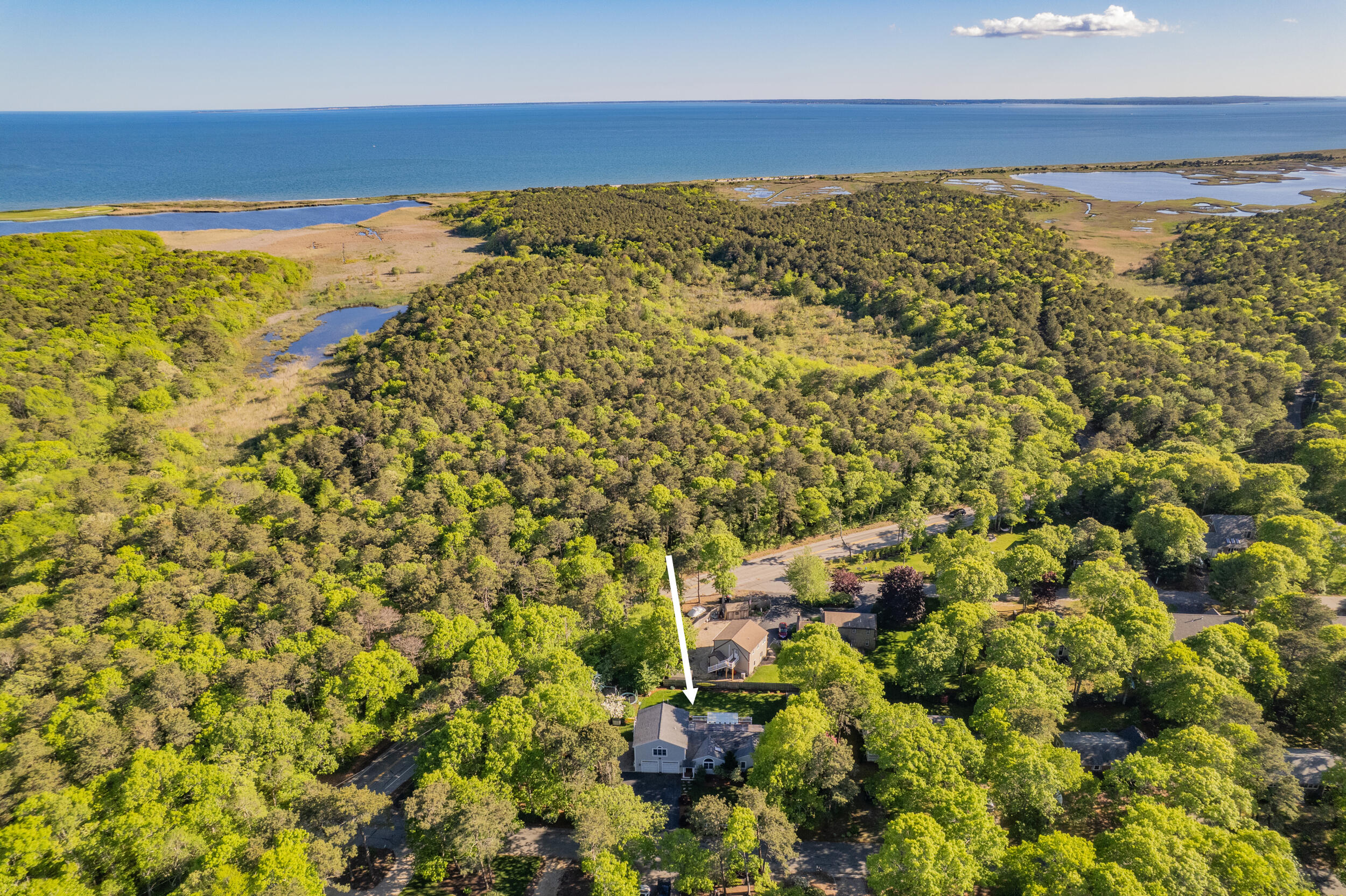 10 Neshobe Road Mashpee, MA 02649 - Photo 32 of 40 a view of an ocean