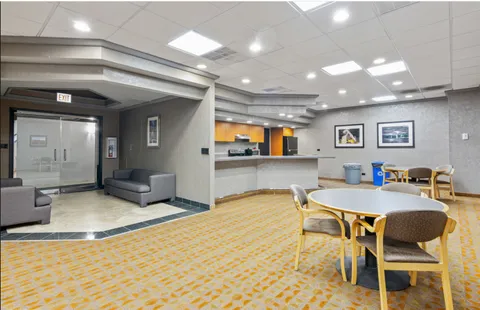 $215,000 | 5100 North Marine Drive, Unit 9H, Chicago, IL 60640