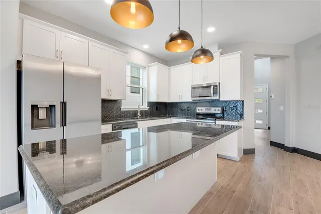 a view of entryway and hall