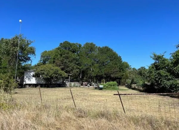 $495,000 | 250 Rolling Oaks Drive, Driftwood, TX 78619
