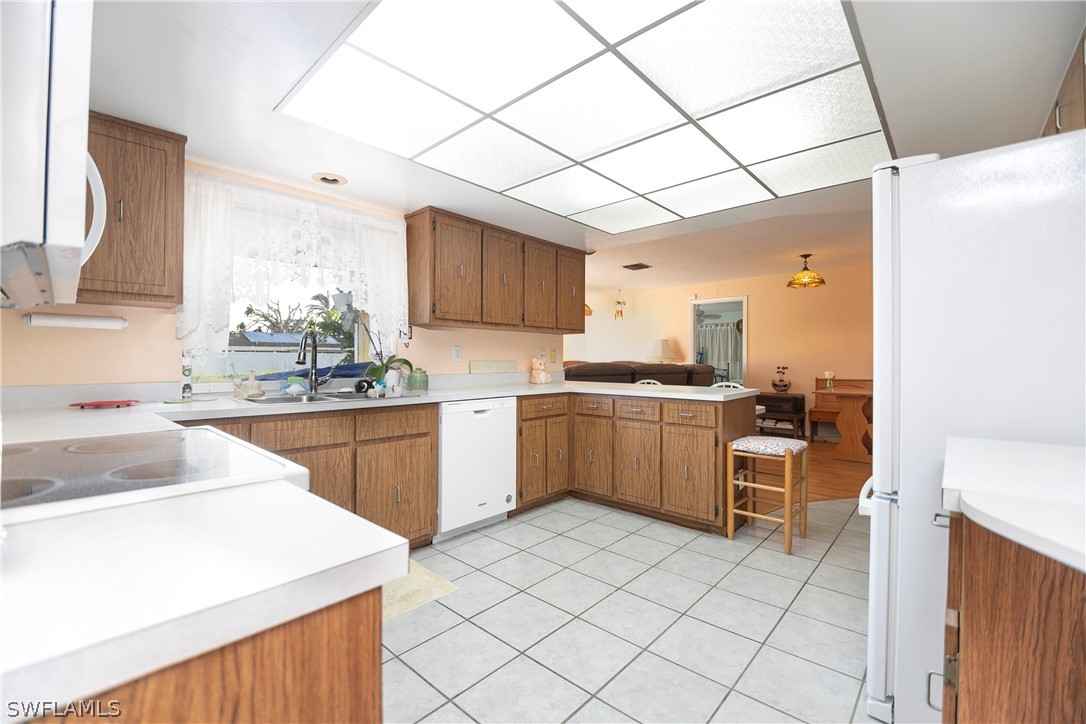 3564 Knollwood Road Fort Myers, FL 33919 - Photo 12 of 29 Gallery Image 12