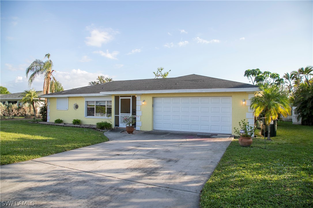 3564 Knollwood Road Fort Myers, FL 33919 - Photo 2 of 29 Gallery Image 2