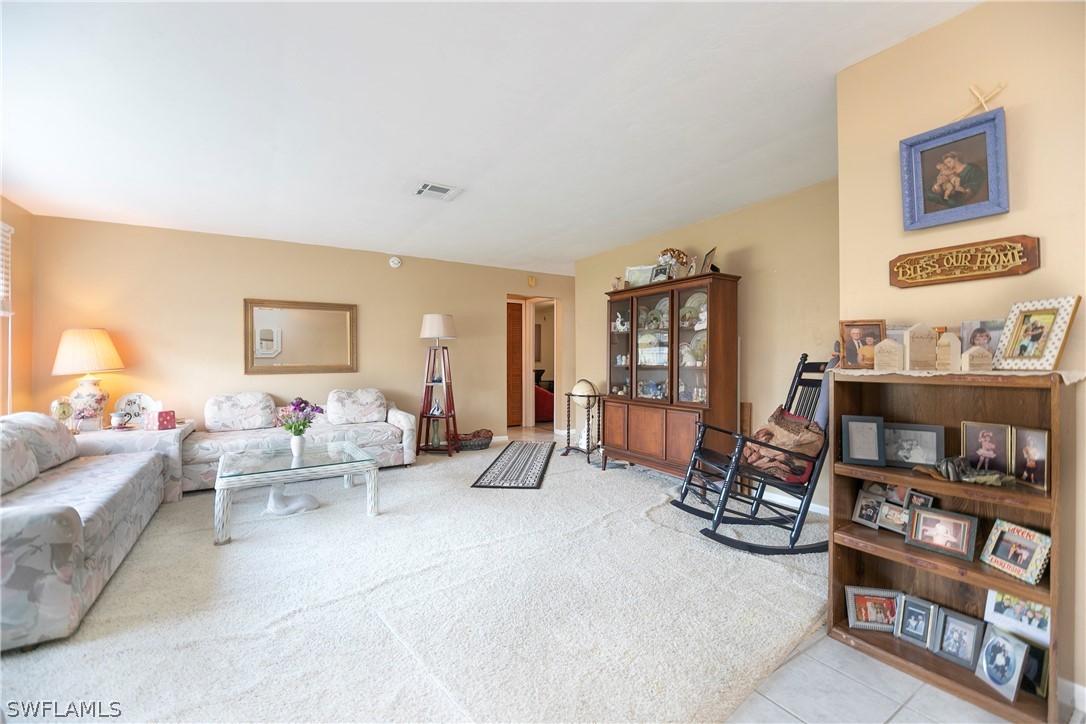 3564 Knollwood Road Fort Myers, FL 33919 - Photo 7 of 29 Gallery Image 7
