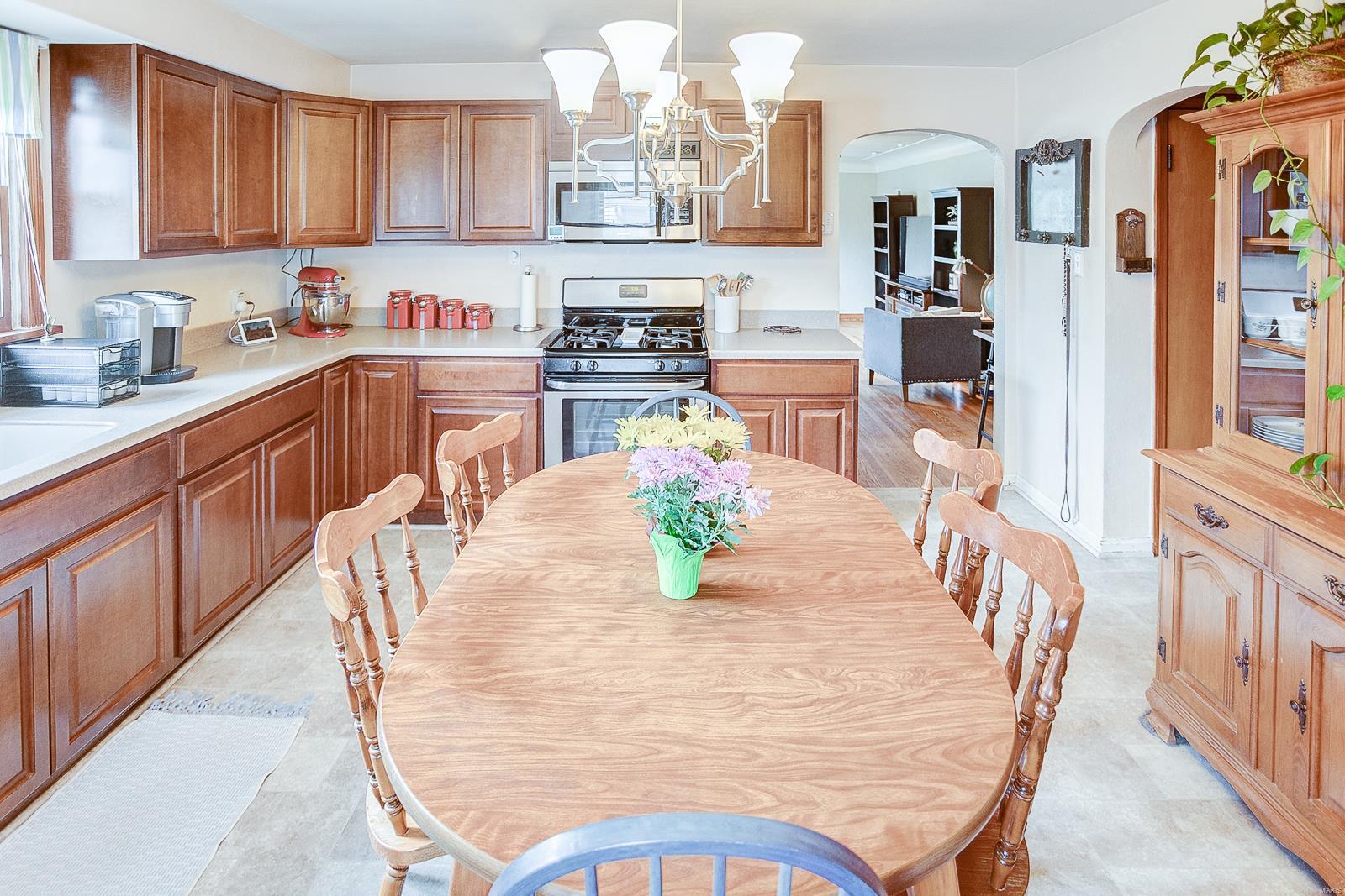 417 St Clair Road Fairview Heights, IL 62208 - Photo 11 of 41