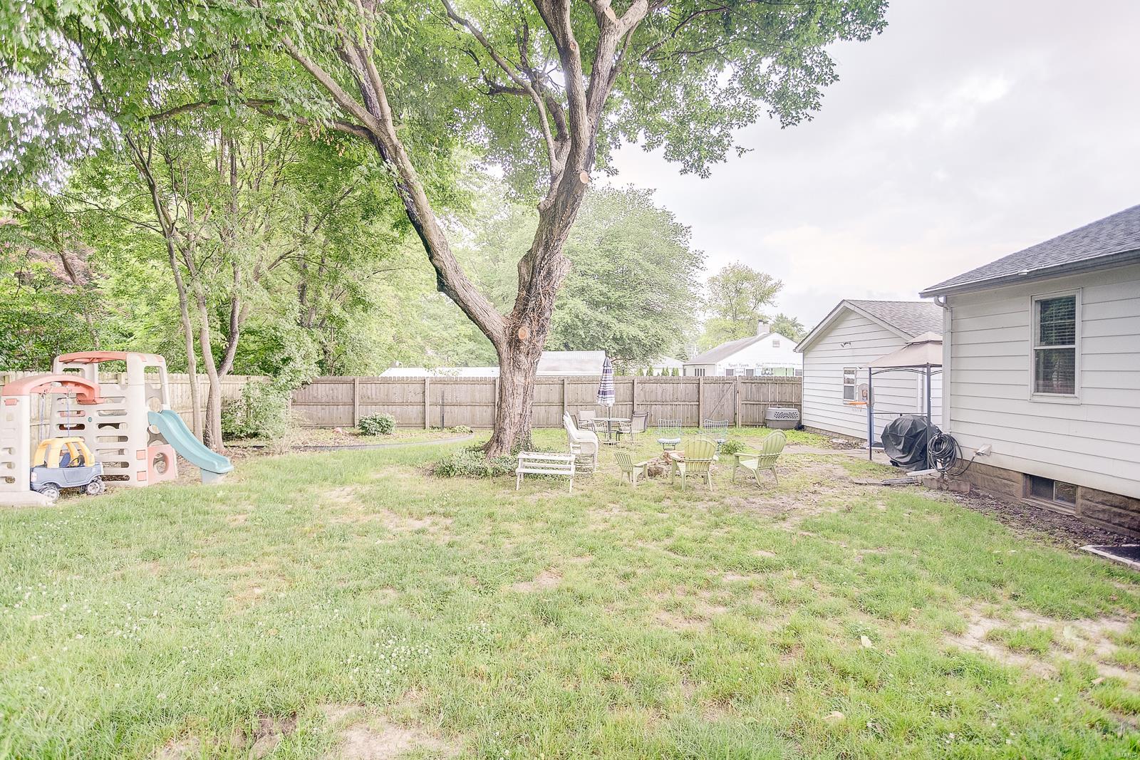 417 St Clair Road Fairview Heights, IL 62208 - Photo 33 of 41
