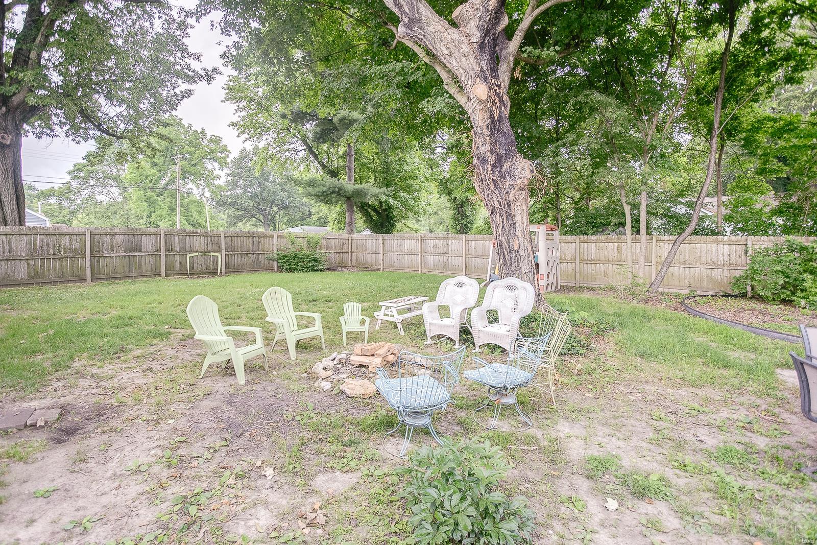 417 St Clair Road Fairview Heights, IL 62208 - Photo 35 of 41