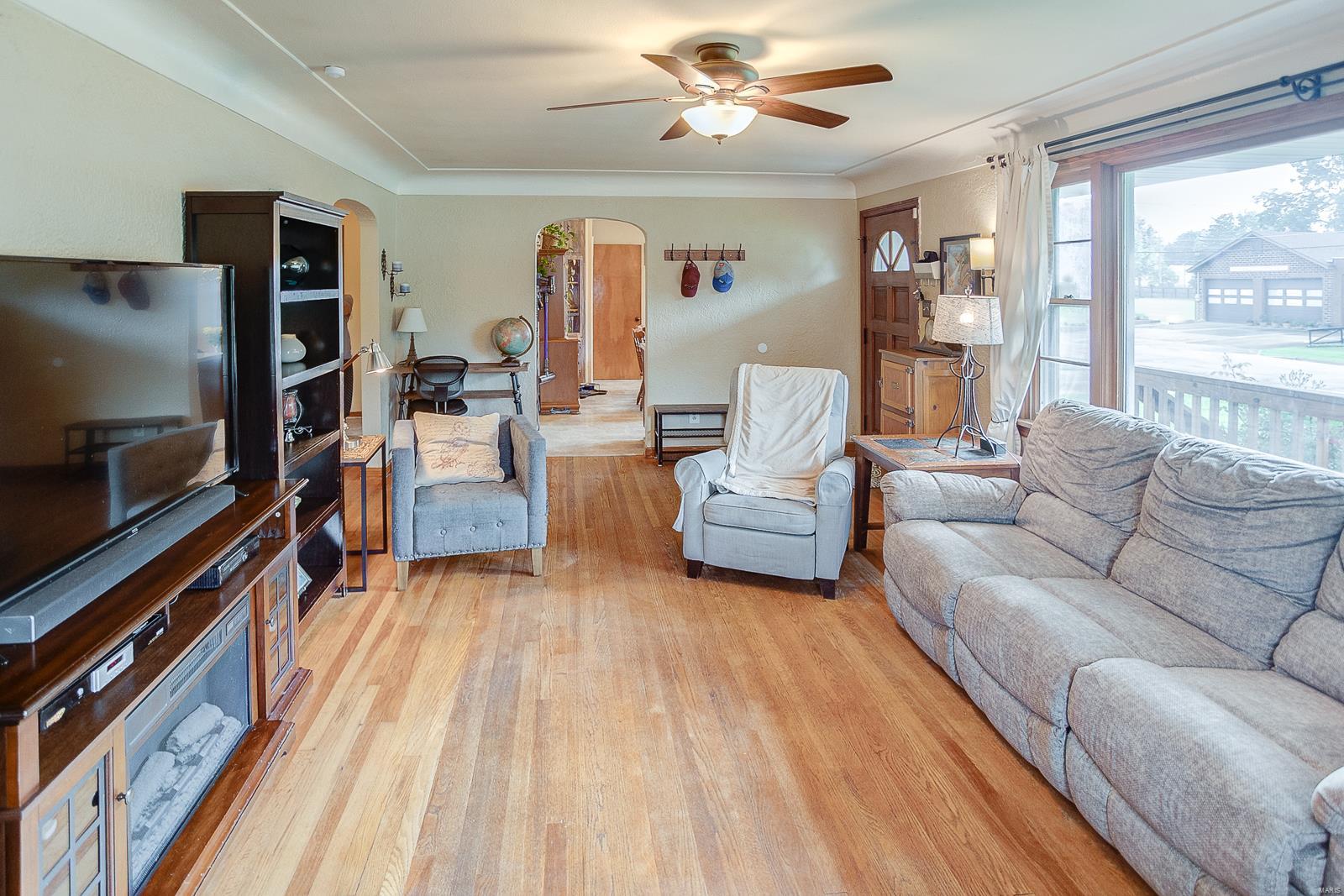 417 St Clair Road Fairview Heights, IL 62208 - Photo 7 of 41