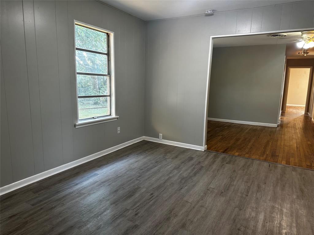 400 East Liberty Street Pilot Point, TX 76258 - Photo 11 of 16