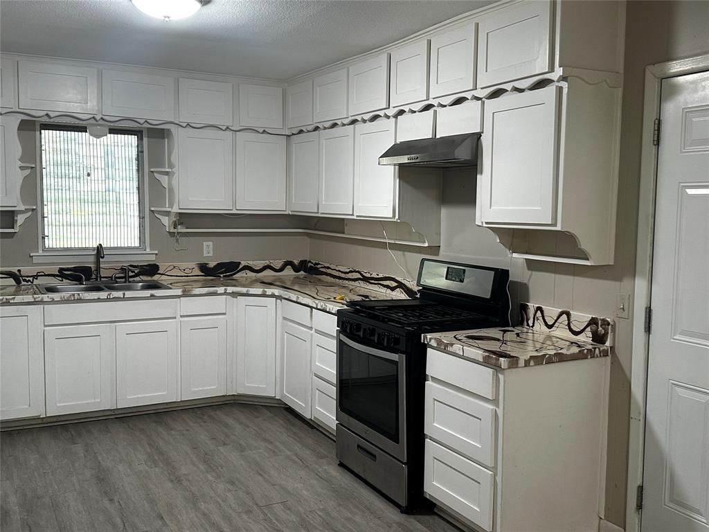 400 East Liberty Street Pilot Point, TX 76258 - Photo 14 of 16