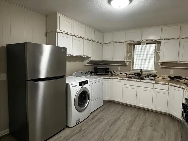 $213,300 | 400 East Liberty Street, Pilot Point, TX 76258