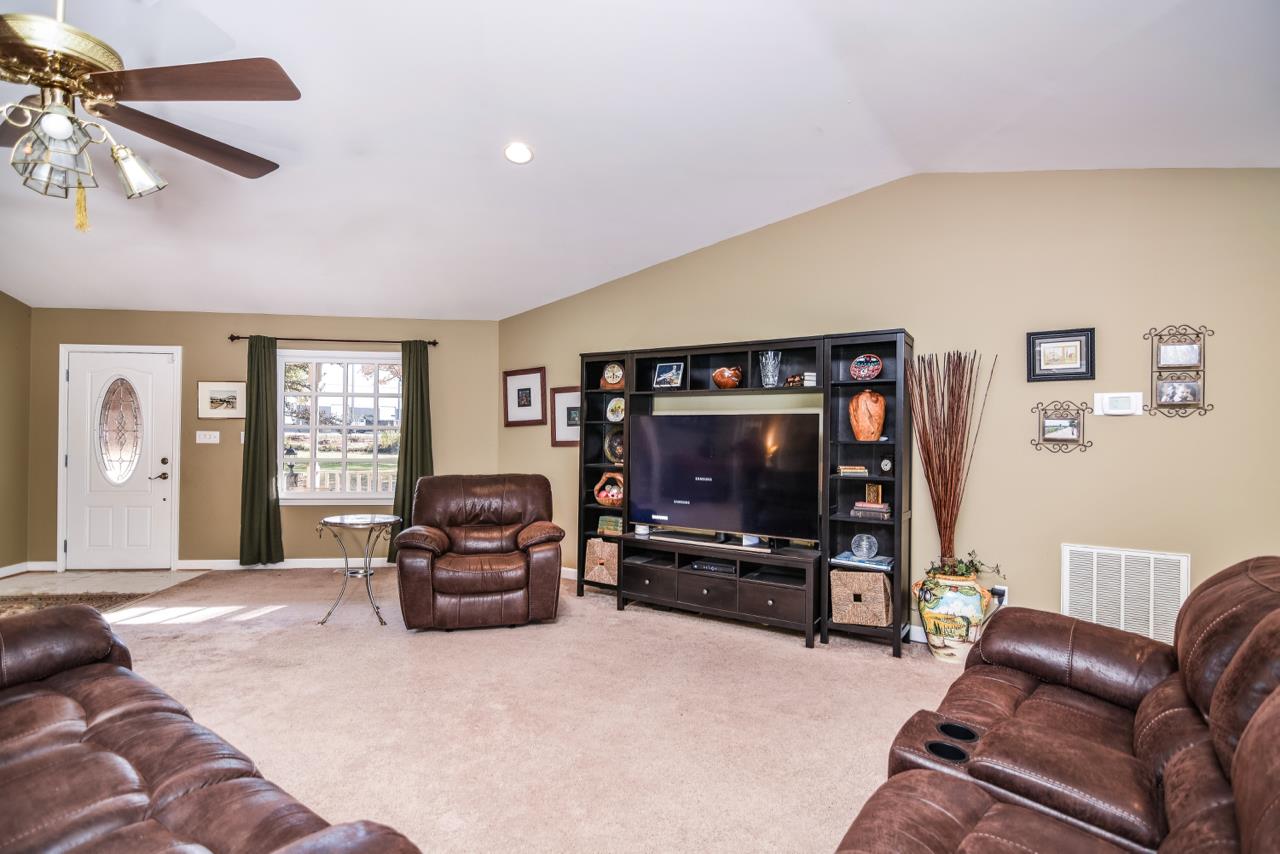 341 South Hammett Road Duncan, SC 29651 - Photo 9 of 36 Gallery Image 9