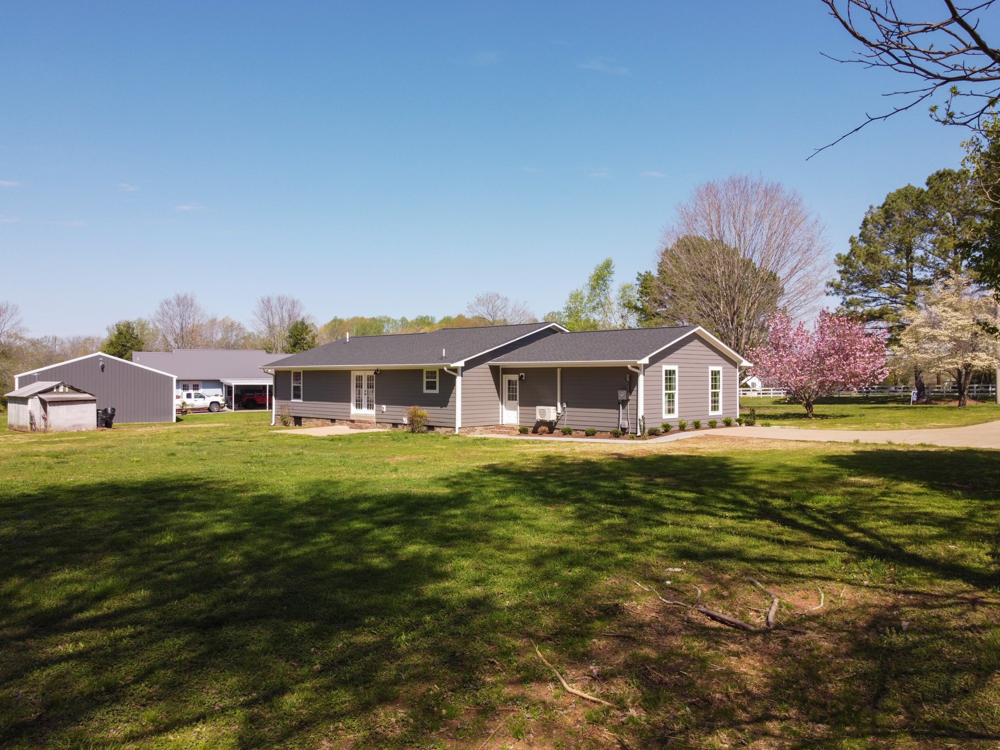 2665 Clanton Road Lawrenceburg, TN 38464 - Photo 6 of 34