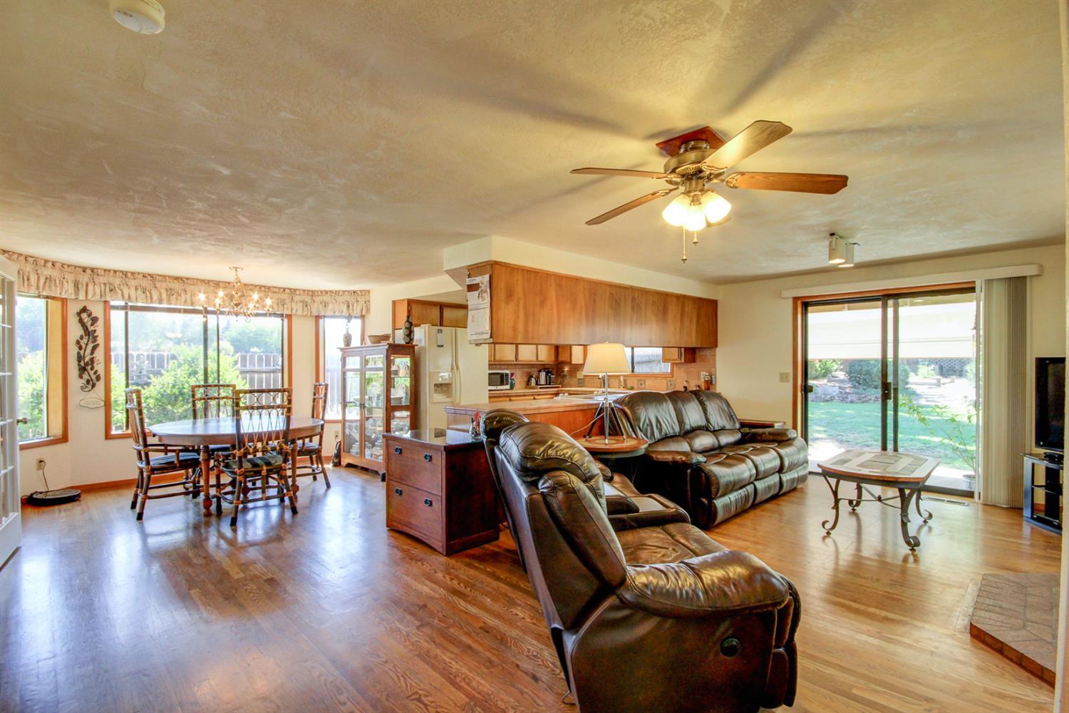 2720 Roberts Road Medford, OR 97504 - Photo 10 of 25 Additional Photo