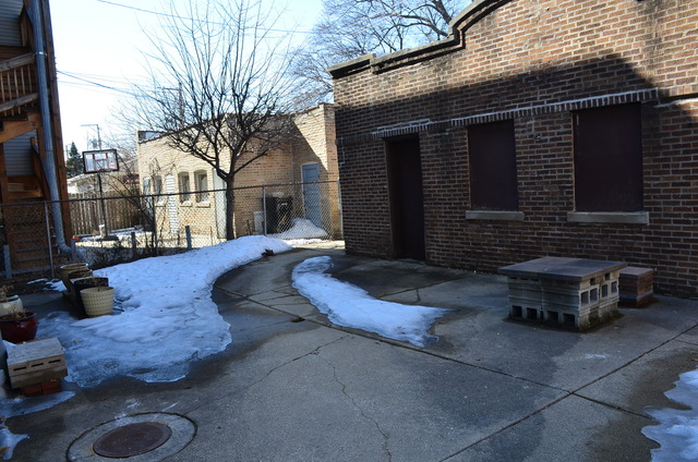 4842 North Ridgeway Avenue Chicago, IL 60625 - Photo 4 of 4 Gallery Image 4