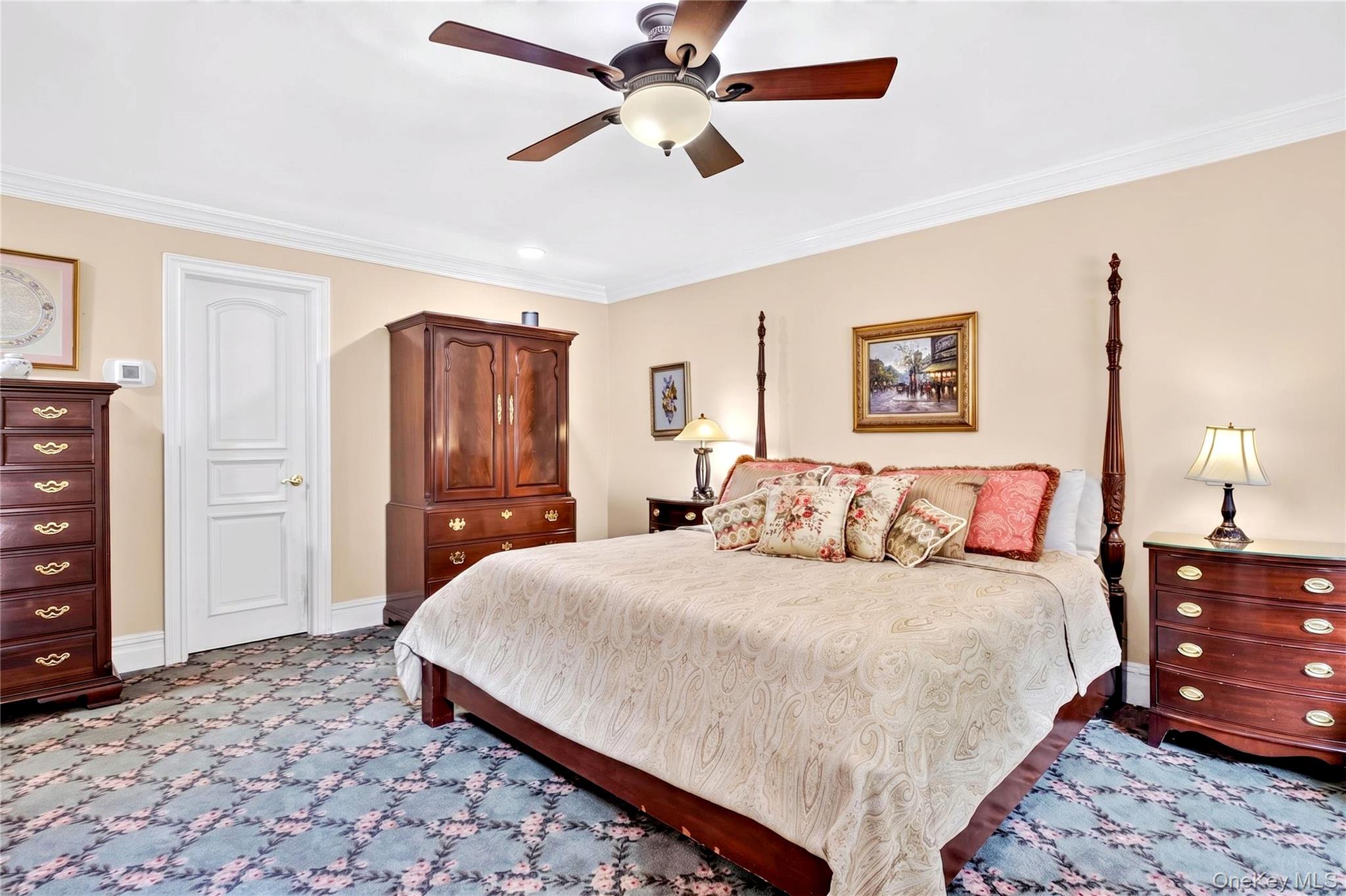 20 Fox Ridge Roslyn, NY 11576 - Photo 12 of 25 Primary Bedroom