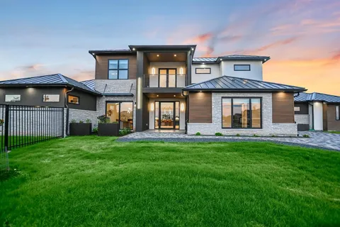 $1,549,000 | 1806 Lauren Drive, Spicewood, TX 78669