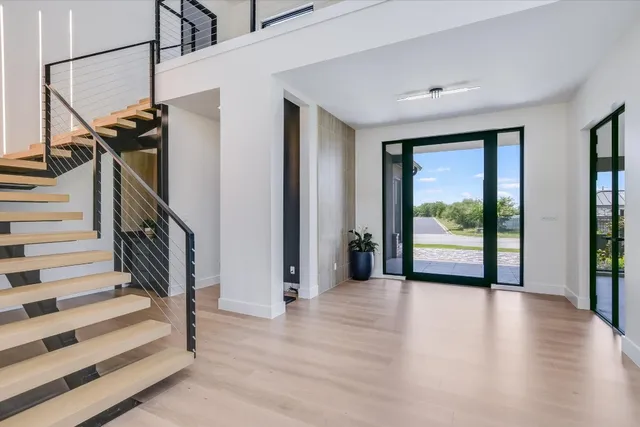 $1,549,000 | 1806 Lauren Drive, Spicewood, TX 78669