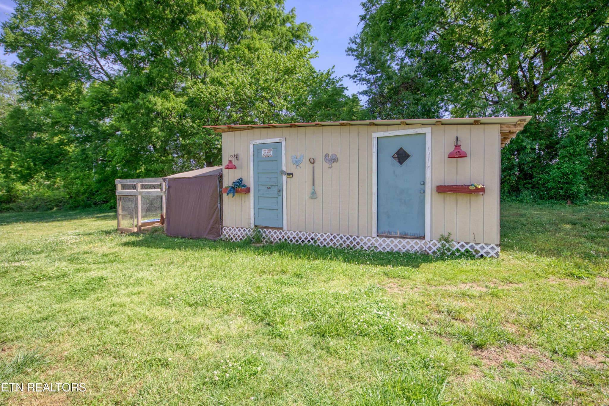 4479 Niles Ferry Road Greenback, TN 37742 - Photo 13 of 42