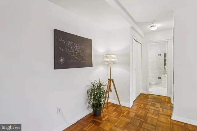 $215,000 | 3900 Tunlaw Road Northwest, Unit 518, Washington, DC 20007