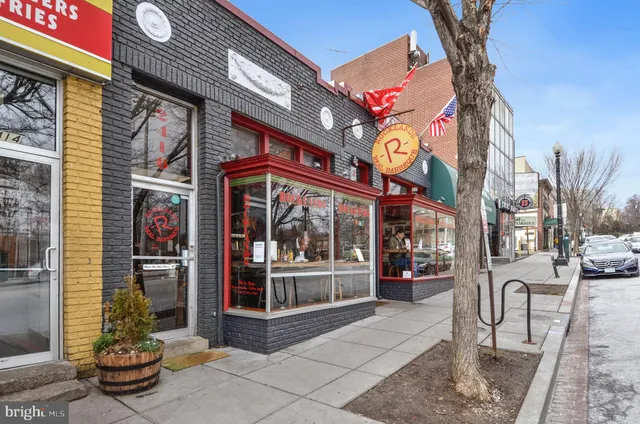 $215,000 | 3900 Tunlaw Road Northwest, Unit 518, Washington, DC 20007