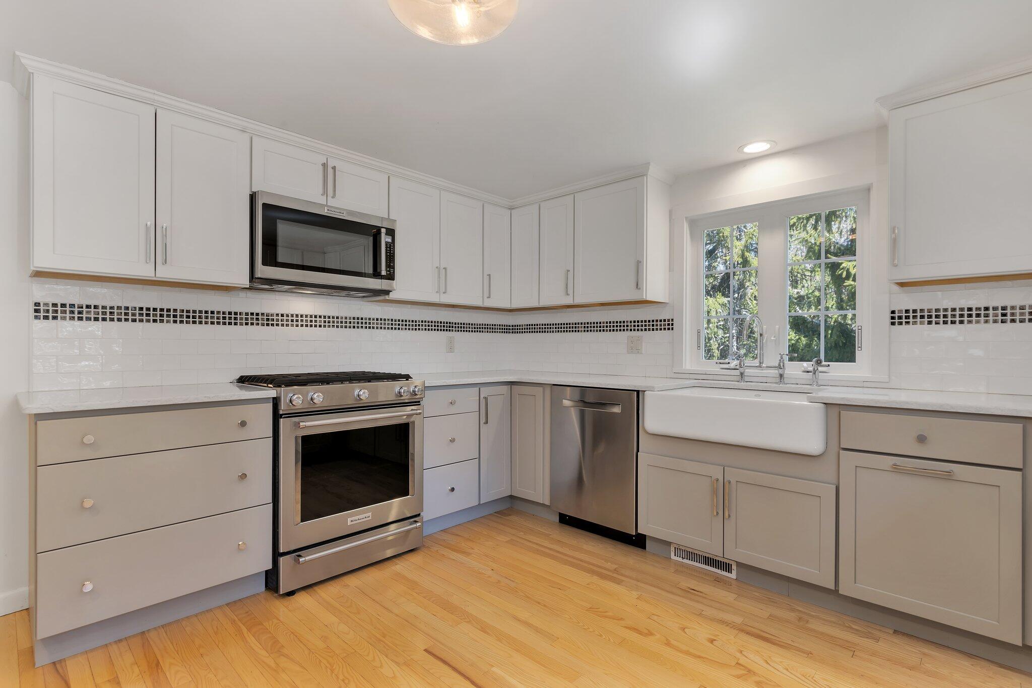 248 Chippingstone Road Chatham, MA 02633 - Photo 9 of 26 16-web-or-mls-248-chippingstone-rd