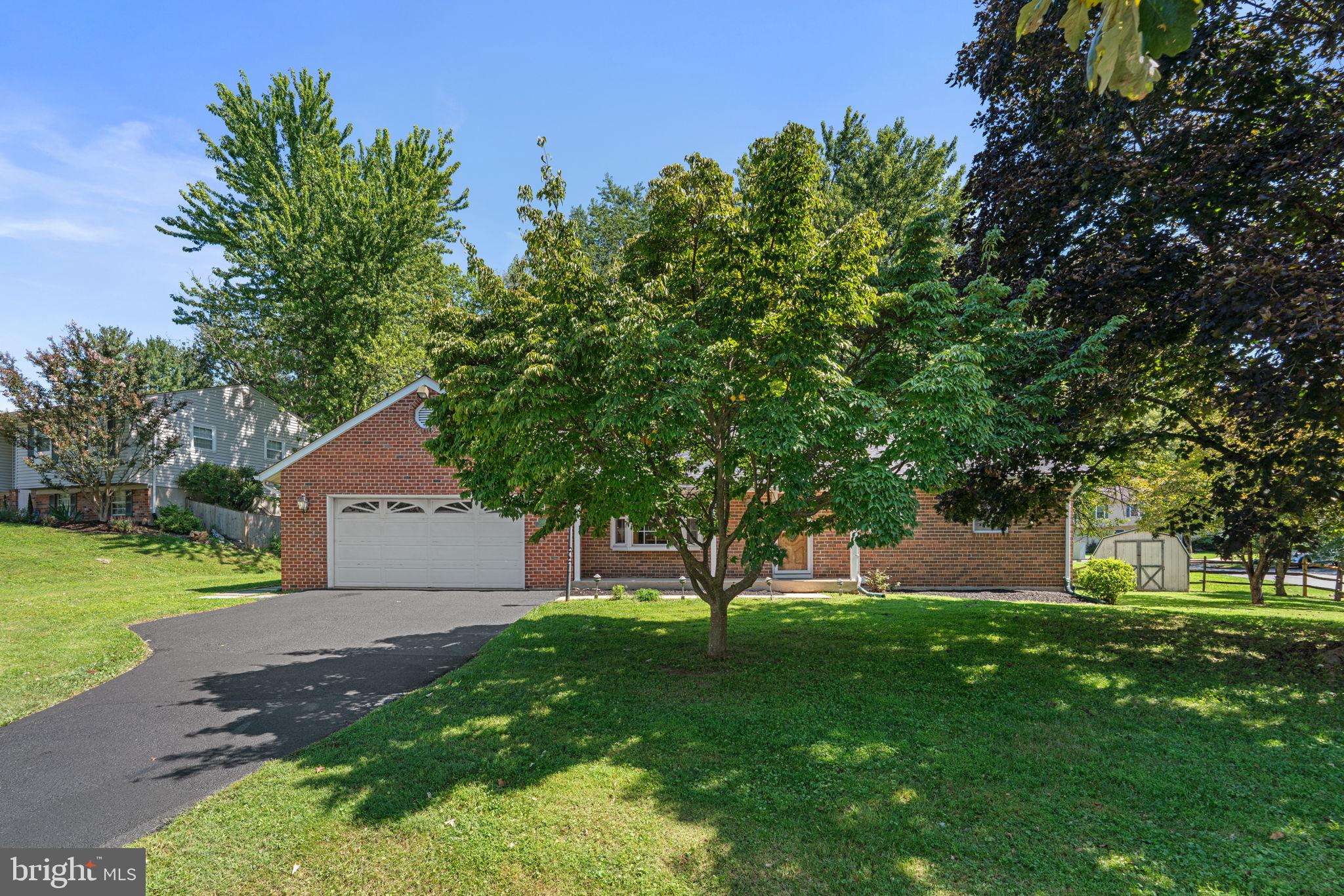 24101 Log House Road Gaithersburg, MD 20882 - Photo 3 of 45 Gallery Image 3