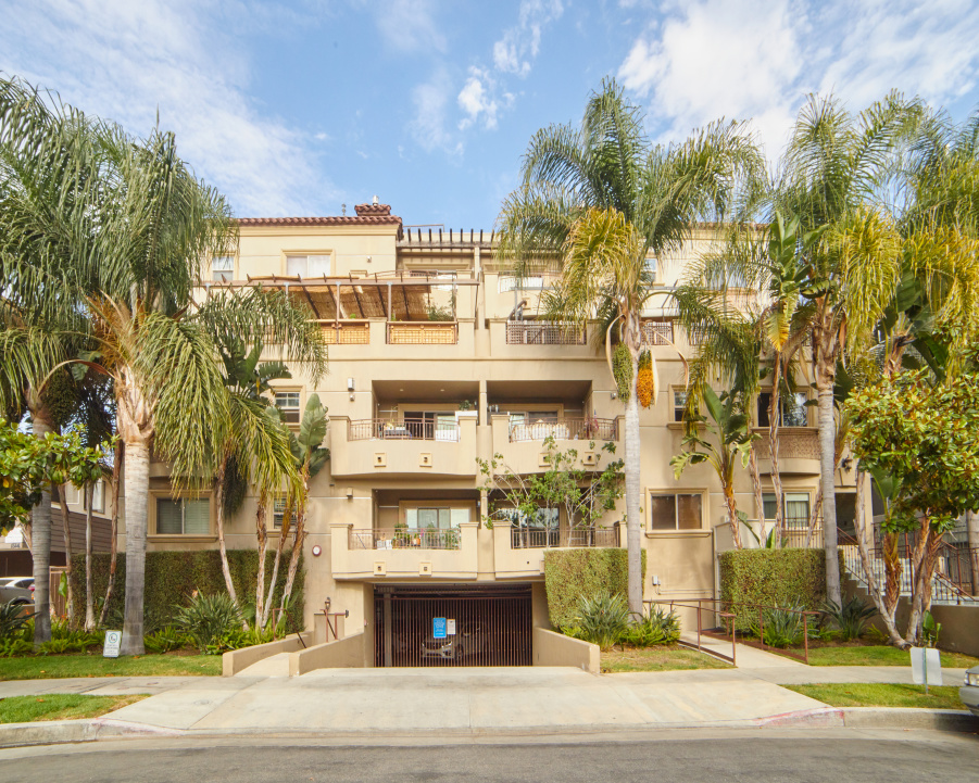 Monarch Crest 1520 S Shenandoah St, Los Angeles, CA 90035 - Photo 1 of 2