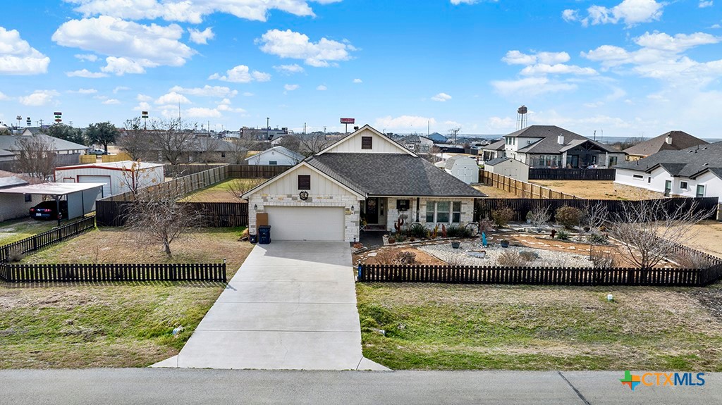 a view of a house with outdoor space