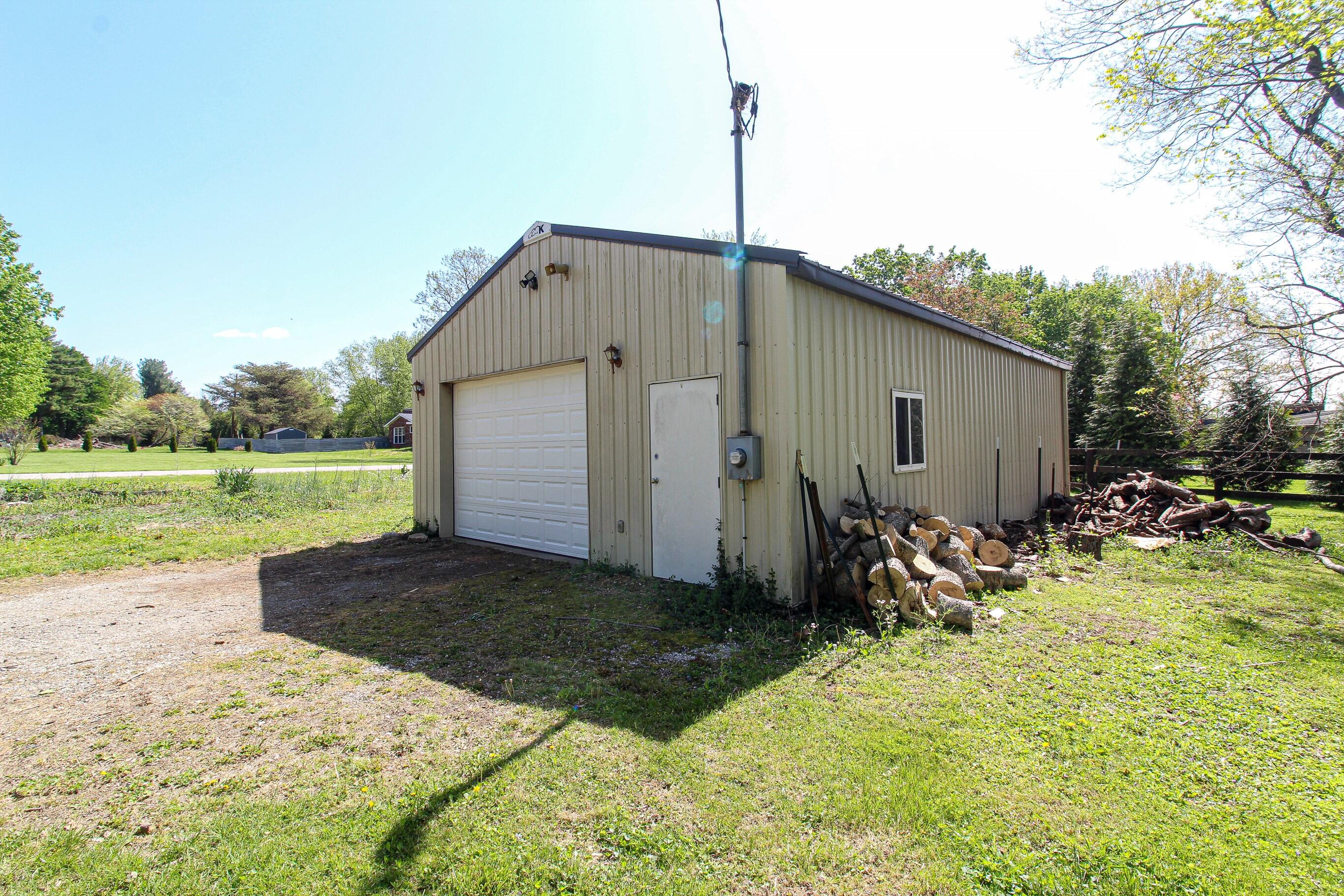3559 Huntertown Road Versailles, KY 40383 - Photo 36 of 40 38 (Custom)