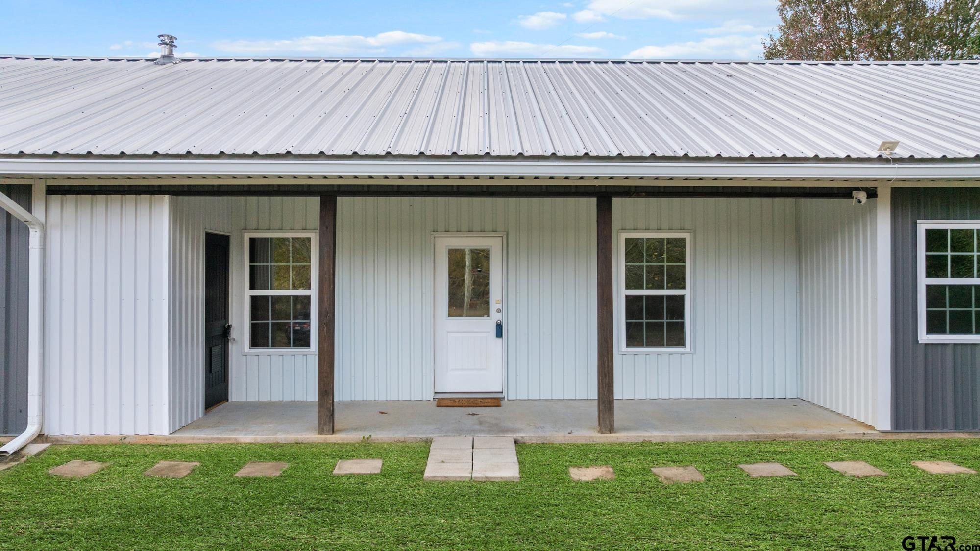732 Red Maple Road Big Sandy, TX 75755 - Photo 21 of 40 front view of a house with a yard