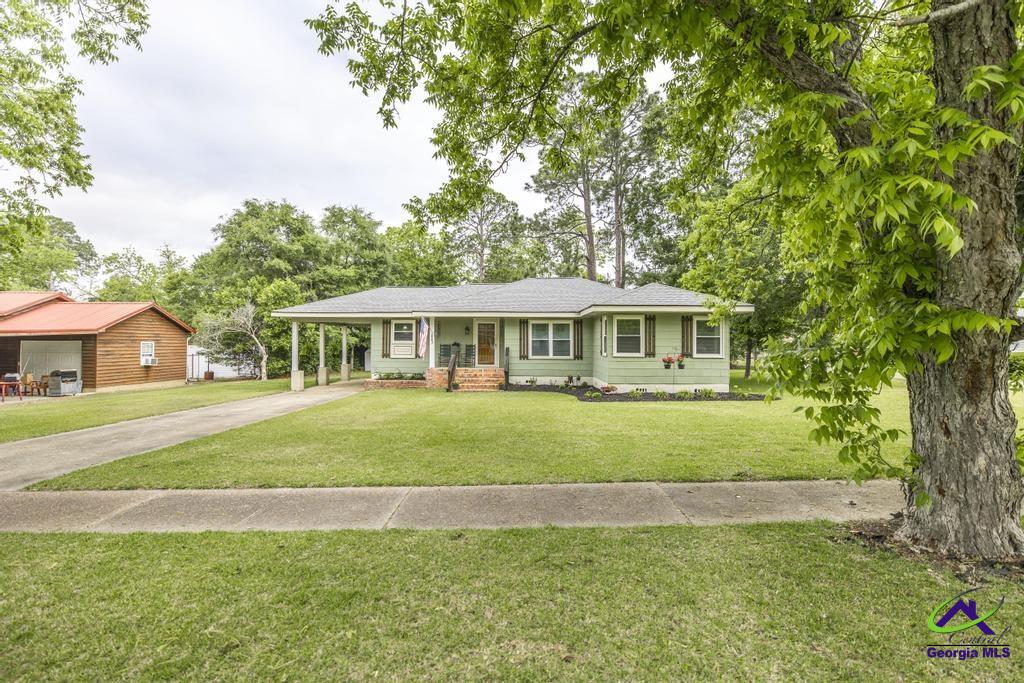 883 4th Avenue Rochelle, GA 31079 - Photo 3 of 35