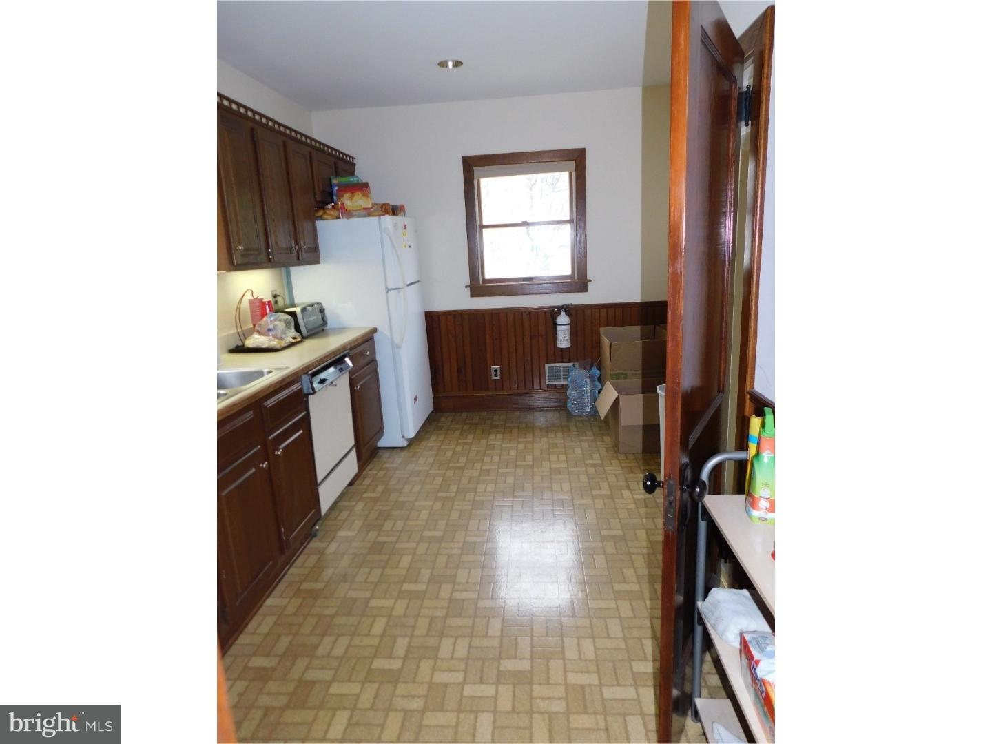 205 Villanova Road Glassboro, NJ 08028 - Photo 8 of 15
