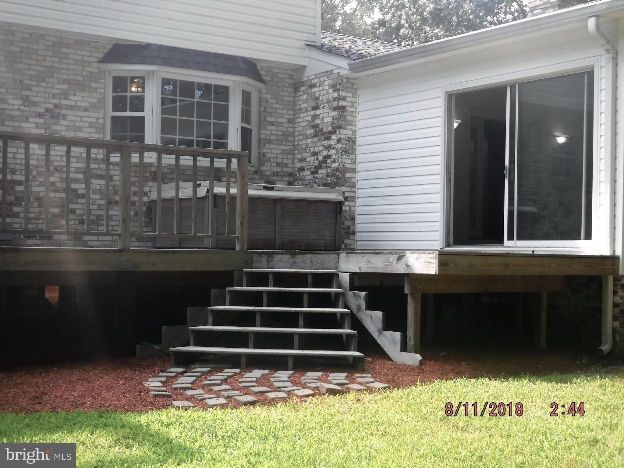 3521 Patuxent Road Huntingtown, MD 20639 - Photo 4 of 28 Exterior (Rear)