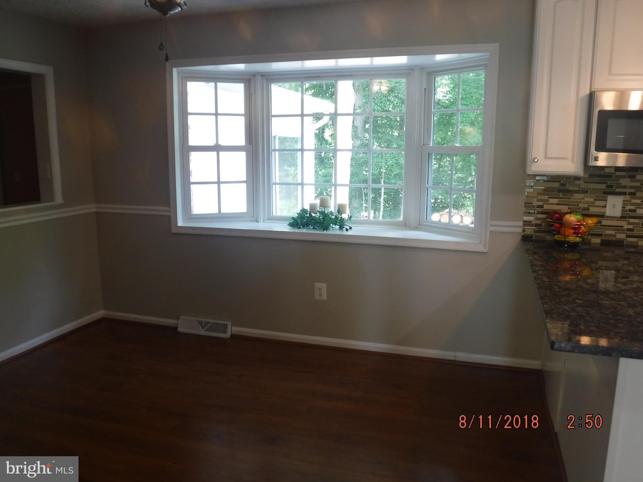 3521 Patuxent Road Huntingtown, MD 20639 - Photo 8 of 28 Breakfast nook