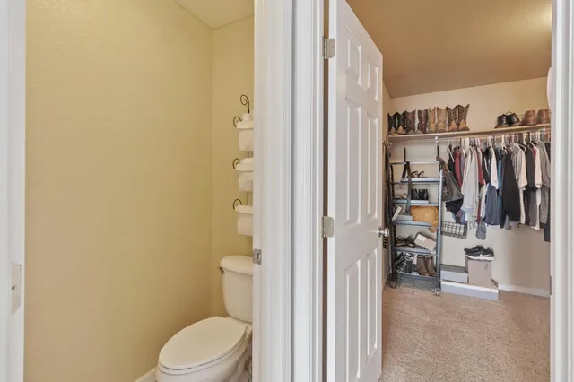 $570,000 | 432 Meadow Creek Drive, Patterson, CA 95363