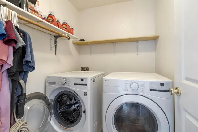 $570,000 | 432 Meadow Creek Drive, Patterson, CA 95363