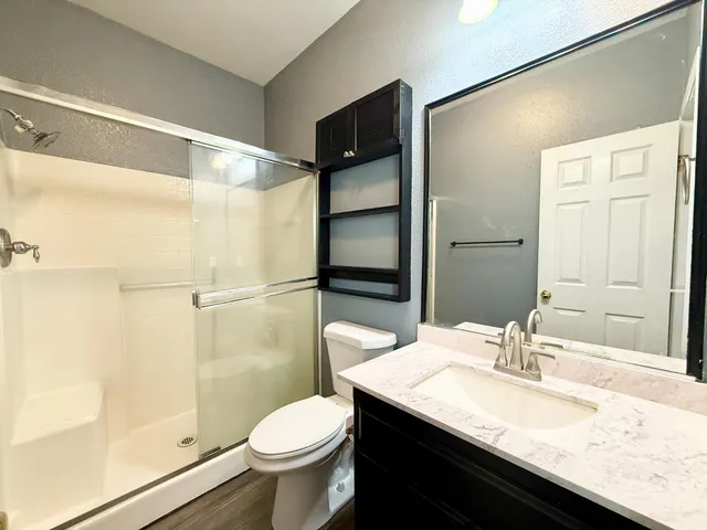 $570,000 | 432 Meadow Creek Drive, Patterson, CA 95363