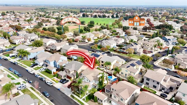 $570,000 | 432 Meadow Creek Drive, Patterson, CA 95363