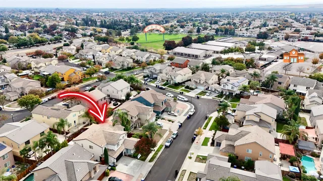 $570,000 | 432 Meadow Creek Drive, Patterson, CA 95363