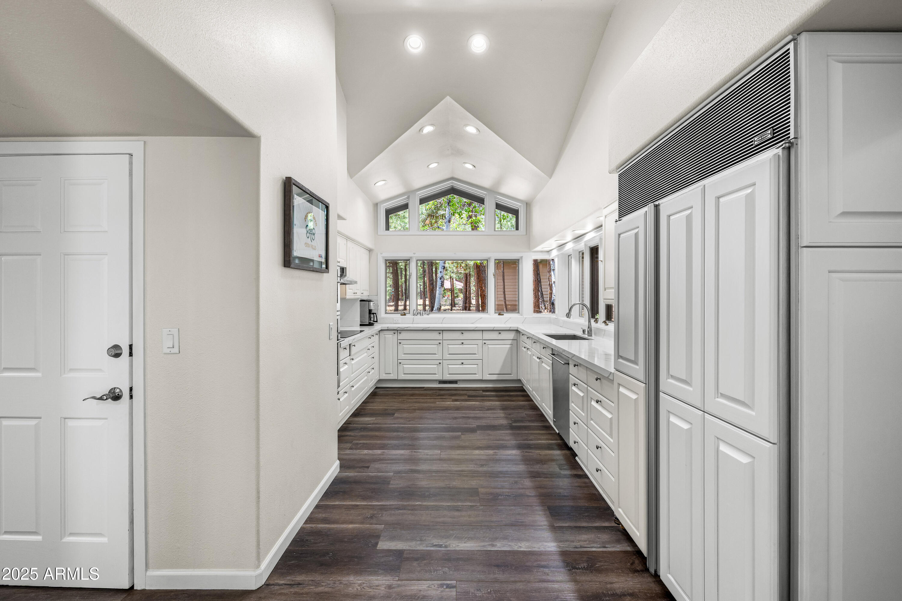 3511 Bear Howard Flagstaff, AZ 86005 - Photo 6 of 44 CP-1