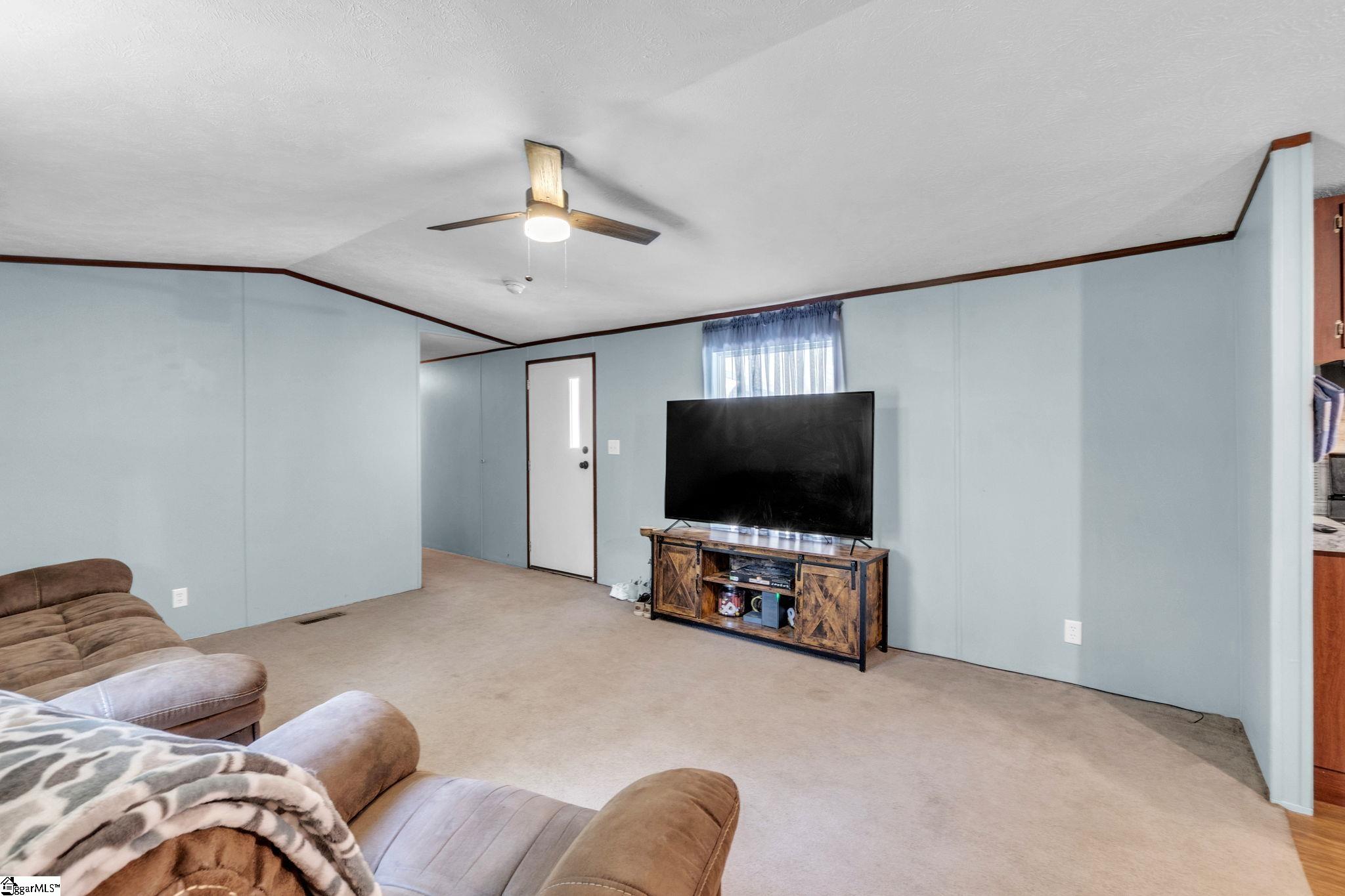 188 Porter Road Liberty, SC 29657 - Photo 8 of 33 Gallery Image 8