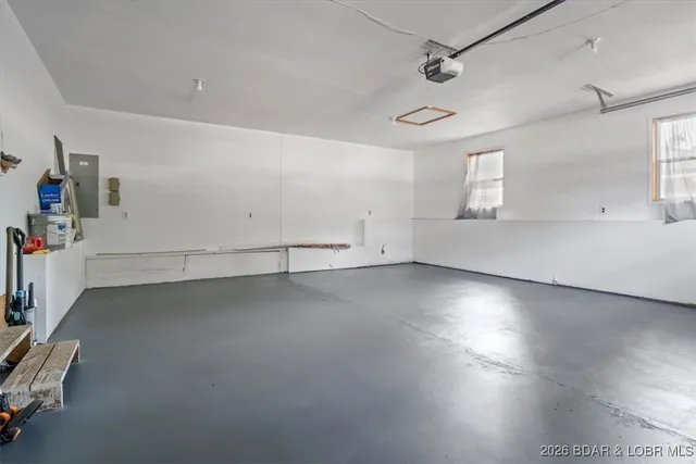 $589,000 | 1125 Anemone Road, Four Seasons, MO 65049