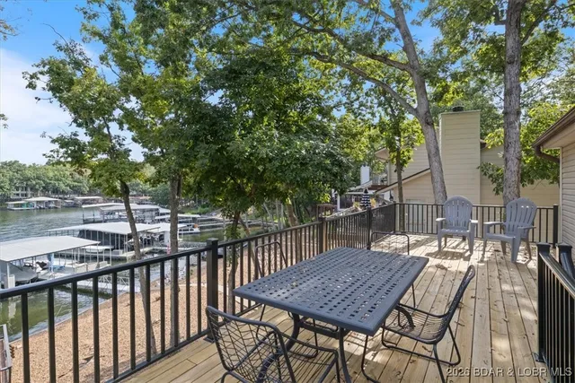 $589,000 | 1125 Anemone Road, Four Seasons, MO 65049