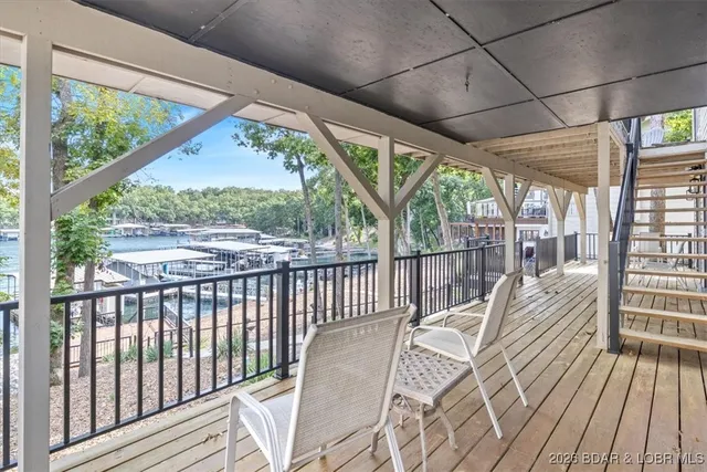 $589,000 | 1125 Anemone Road, Four Seasons, MO 65049