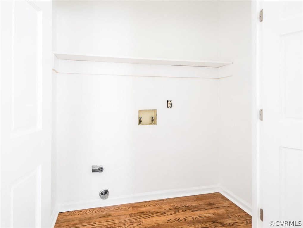 13130 Queensgate Road Midlothian, VA 23114 - Photo 33 of 42 a view of a small space